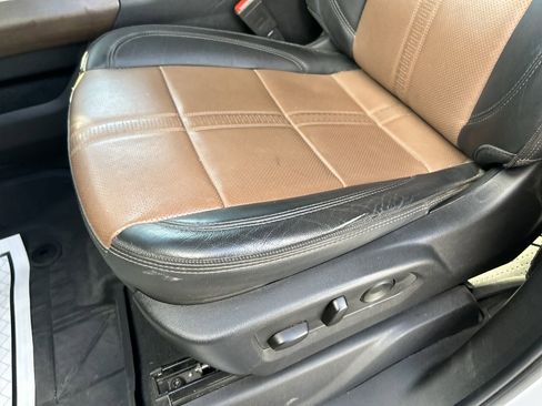 Used 2024 Chevrolet Silverado 3500 High Country w/ Technology Package image 24