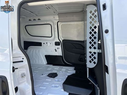 Used 2021 RAM ProMaster City Tradesman FWD image 10