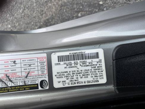 Used 2010 Nissan 370Z Touring RWD image 22