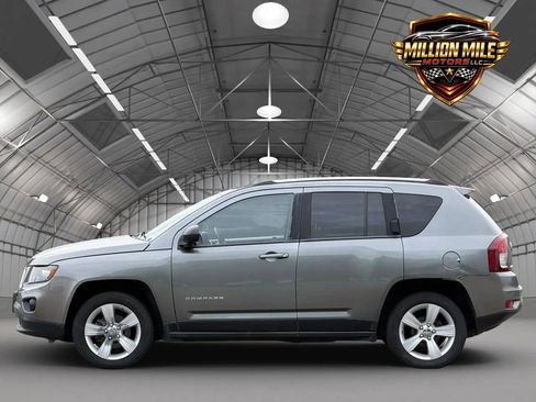 Used 2014 Jeep Compass Sport w/ Power Value Group AWD/4WD image 8