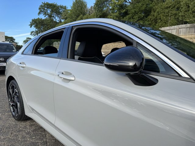 Used 2025 Kia K5 GT-Line w/ GT-Line Premium Package FWD image 8