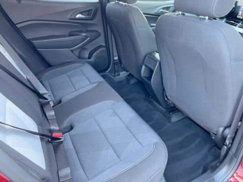 Certified 2024 Chevrolet Trax LS w/ LS Convenience Package image 30