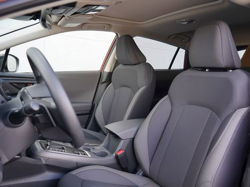 Certified 2025 Subaru Crosstrek 2.0i Premium image 7
