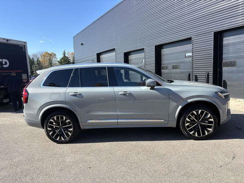 New 2026 Volvo XC90 B6 Plus w/ Protection Package Premier image 8