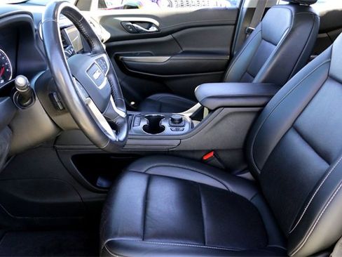 Used 2021 GMC Acadia SLT w/ Elevation Edition image 10