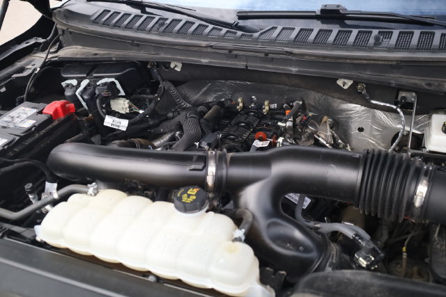 Used 2025 Lincoln Navigator Reserve AWD/4WD image 8