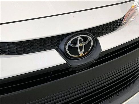 Used 2024 Toyota Corolla LE FWD image 30
