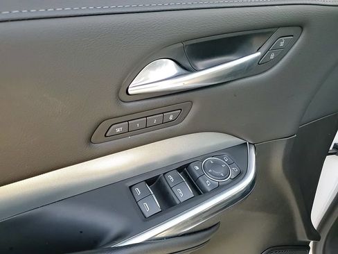 Used 2022 Cadillac XT4 Premium Luxury w/ Enhanced Visibility Package image 12