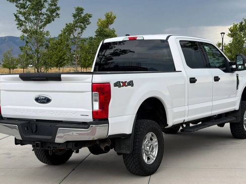 Used 2017 Ford F250 XLT w/ Advanced Security Pack AWD/4WD image 4