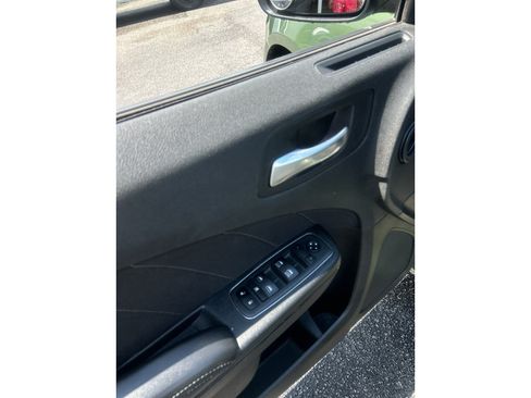 Used 2022 Dodge Charger SXT w/ Blacktop Package RWD image 13