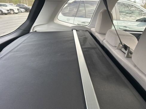 Used 2014 Subaru Forester 2.5i Premium w/ All-Weather Package image 6