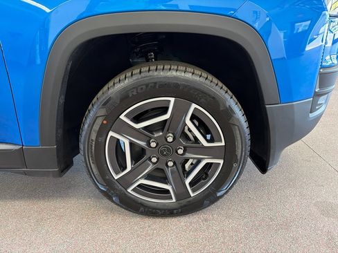 New 2026 Jeep Cherokee Limited AWD/4WD image 31