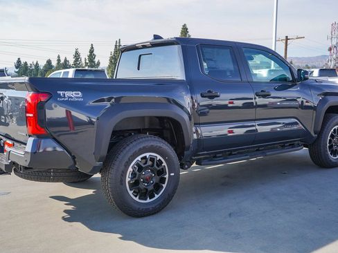 New 2025 Toyota Tacoma TRD Off-Road image 9