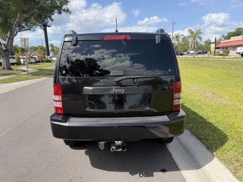 Used 2012 Jeep Liberty Sport w/ Popular Equipment Group image 7