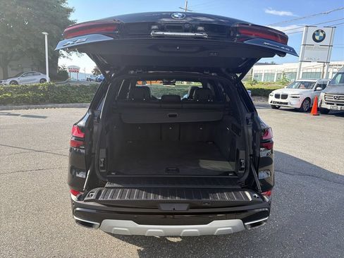 Used 2024 BMW X5 xDrive40i w/ Parking Assistance Package AWD/4WD image 27