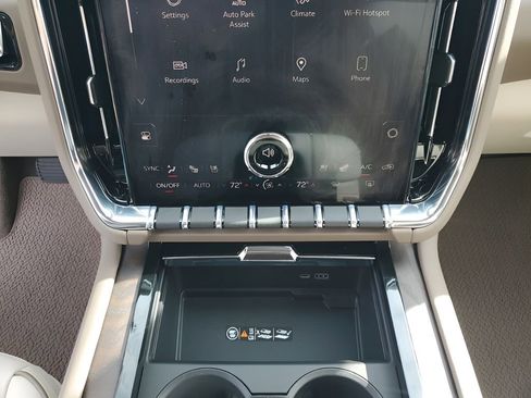 New 2026 GMC Yukon Denali w/ Sun & Power Step Package image 40