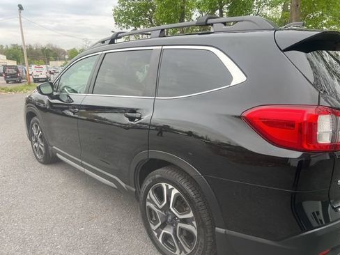 Used 2024 Subaru Ascent Limited AWD/4WD image 4