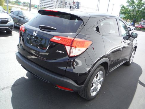Used 2016 Honda HR-V EX image 8