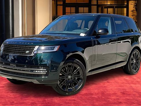 New 2025 Land Rover Range Rover SE image 1