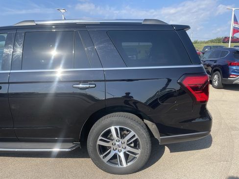 Used 2023 Ford Expedition Limited image 43