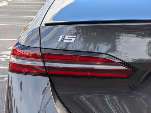 Used 2026 BMW i5 eDrive40 RWD image 24