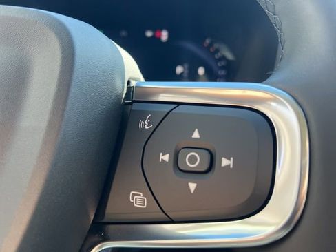 New 2026 Volvo XC40 B5 Plus w/ Protection Package Premier AWD/4WD image 30