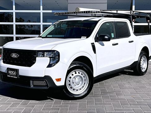 Used 2025 Ford Maverick XLT w/ Equipment Group 302A image 1