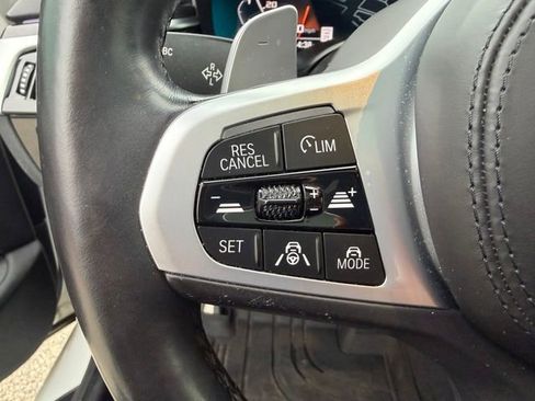 Used 2022 BMW M550i xDrive w/ Executive Package image 10