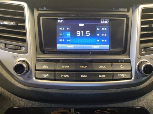 Used 2017 Hyundai Tucson Value image 25