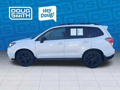Used 2018 Subaru Forester 2.5i Premium w/ Popular Package #3B AWD/4WD image 2