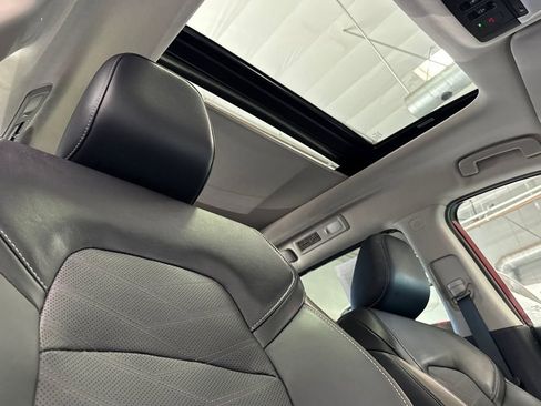 Used 2025 Nissan Pathfinder Platinum w/ Cargo Package image 17