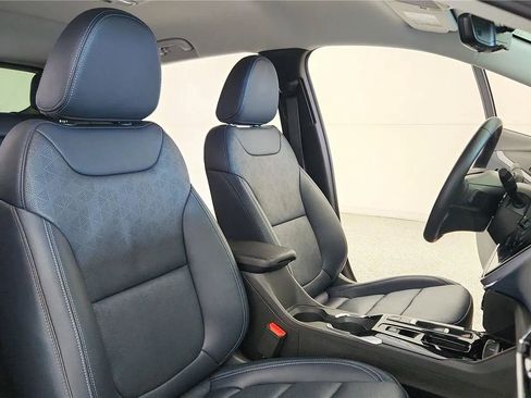 Used 2023 Chevrolet Bolt EUV Premier FWD image 37