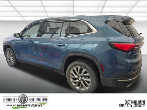 Used 2026 Buick Enclave Preferred FWD image 4