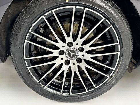 Used 2023 Mercedes-Benz C 300 Sedan image 33