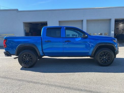 Used 2023 Chevrolet Colorado Trail Boss w/ Advanced Trailering Package AWD/4WD image 2