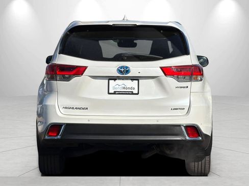Used 2017 Toyota Highlander Limited AWD/4WD image 7