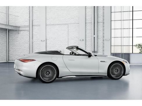 New 2026 Mercedes-Benz Maybach SL 680 image 20