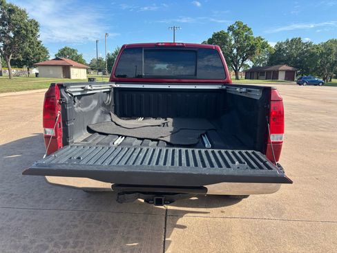 Used 2006 Nissan Titan LE w/ (T01) Tow Pkg image 27