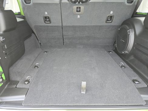 New 2025 Jeep Wrangler Unlimited Rubicon image 23