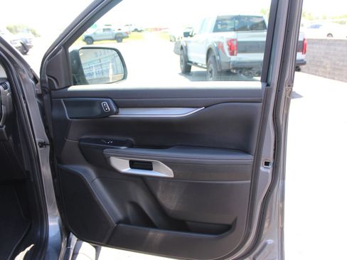 Used 2024 Ford Ranger Lariat w/ Advanced Towing Package AWD/4WD image 14