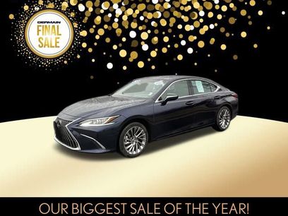 Certified 2025 Lexus ES 300h w/ Luxury Package