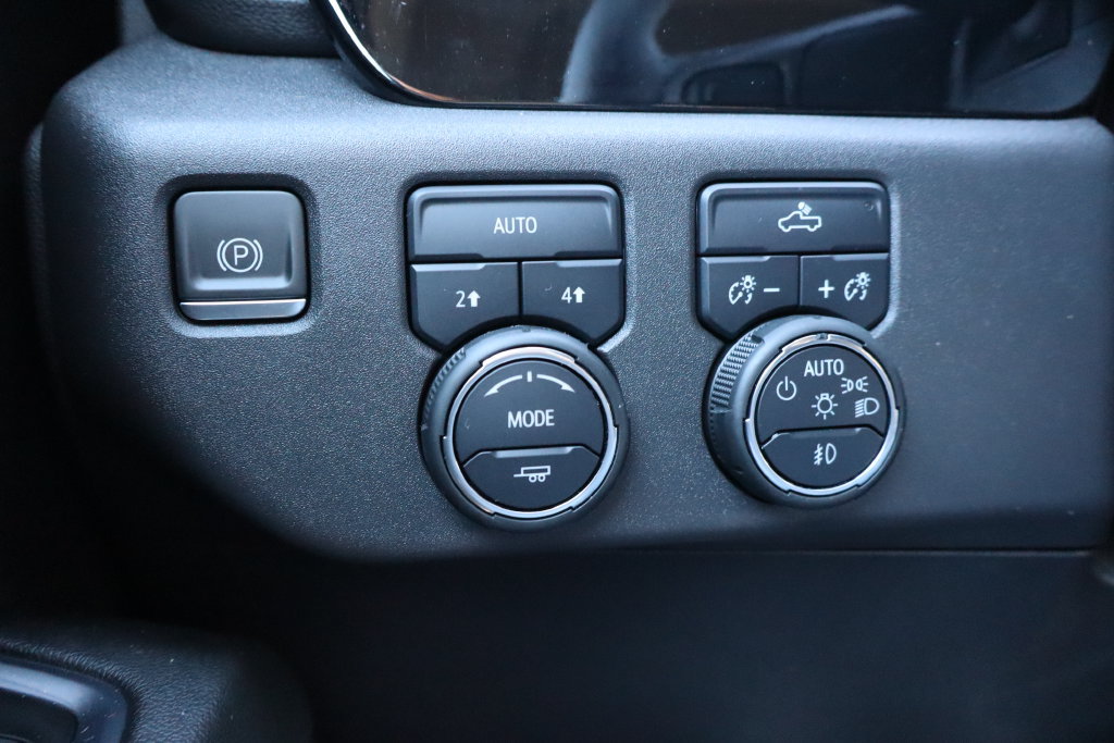 Used 2024 Chevrolet Silverado 1500 RST w/ LPO, Liner Protection Package AWD/4WD image 7
