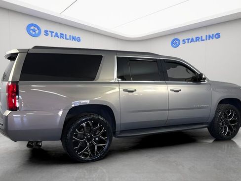 Used 2019 Chevrolet Suburban LS w/ Enhanced Driver Alert Package image 10