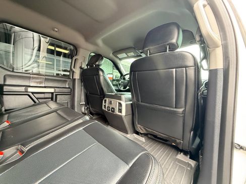 Used 2021 Ford F250 Lariat w/ Lariat Ultimate Package AWD/4WD image 39