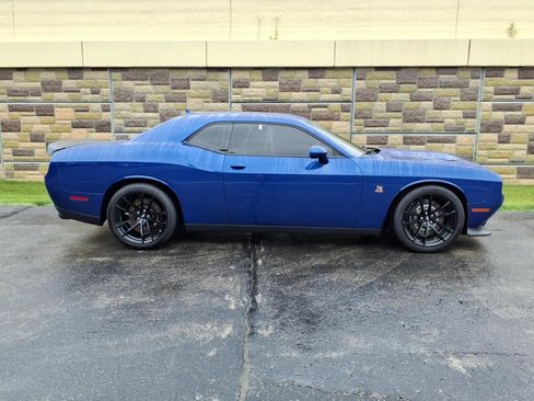 Used 2021 Dodge Challenger R/T Scat Pack w/ Dynamics Package RWD image 12