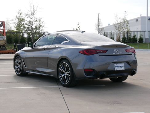 Used 2017 INFINITI Q60 3.0t w/ Premium Plus Package 3.0T RWD image 6