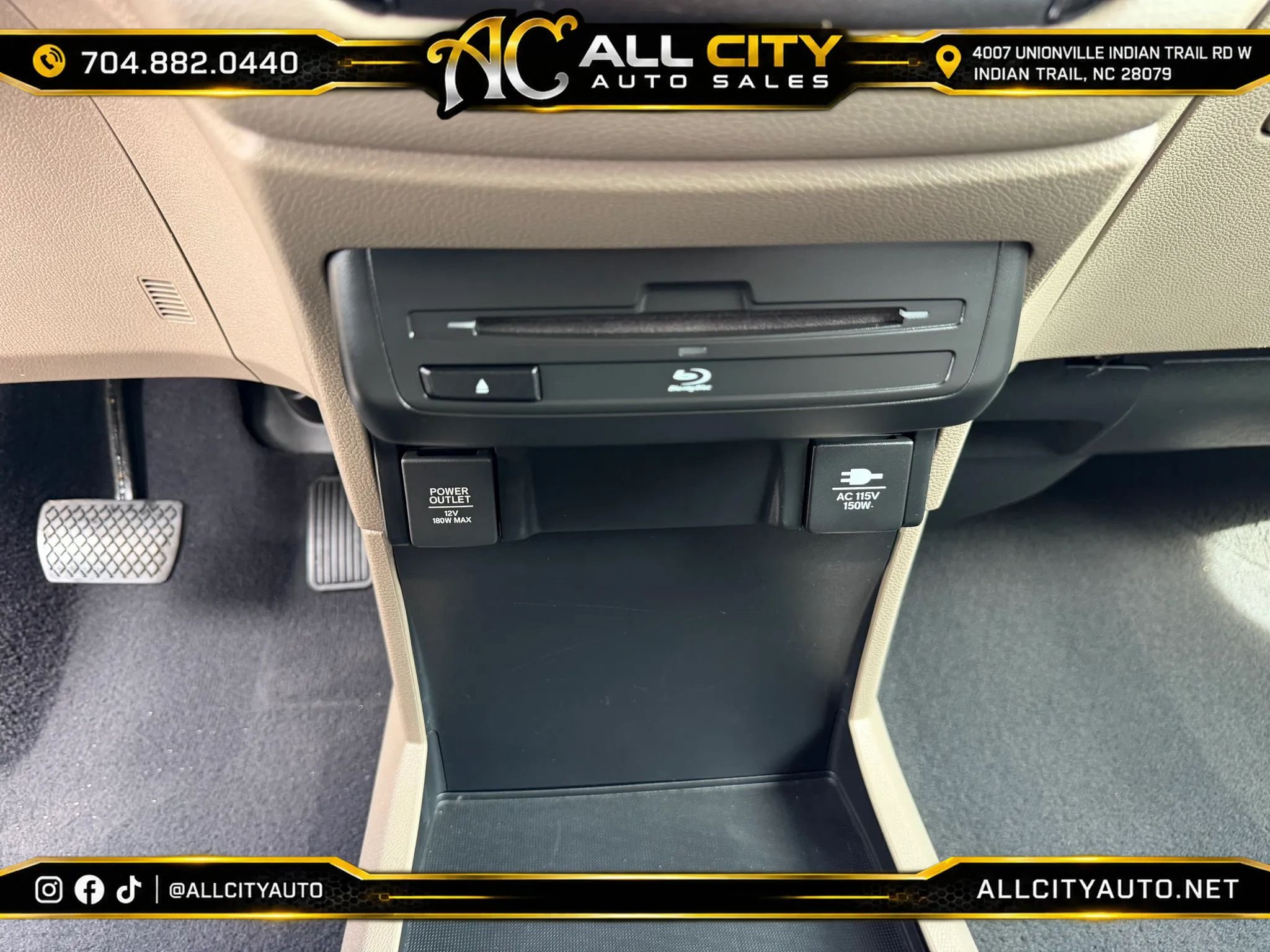 Used 2018 Honda Odyssey Elite image 33