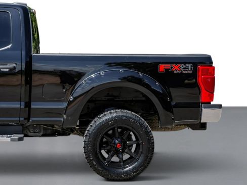 Used 2022 Ford F250 XLT w/ XLT Value Package AWD/4WD image 11