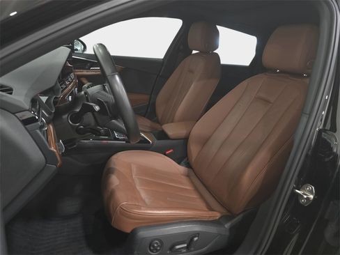 Used 2023 Audi A4 2.0T Premium w/ Convenience Package image 12