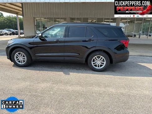 Used 2026 Ford Explorer Active w/ Active Comfort Package RWD image 2